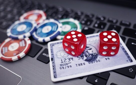 24Win Online Casinos Vs Land Casinos