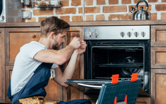 A Home Appliance Repair Service Saves You Money