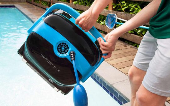 Best Robotic Pool Cleaners Under $500
